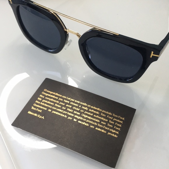 Tom Ford Sunglasses - Picture 4 of 4